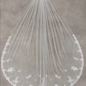 Pronovias Veil